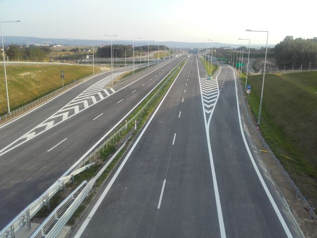 s19 węzeł z trasą południową m.jpg