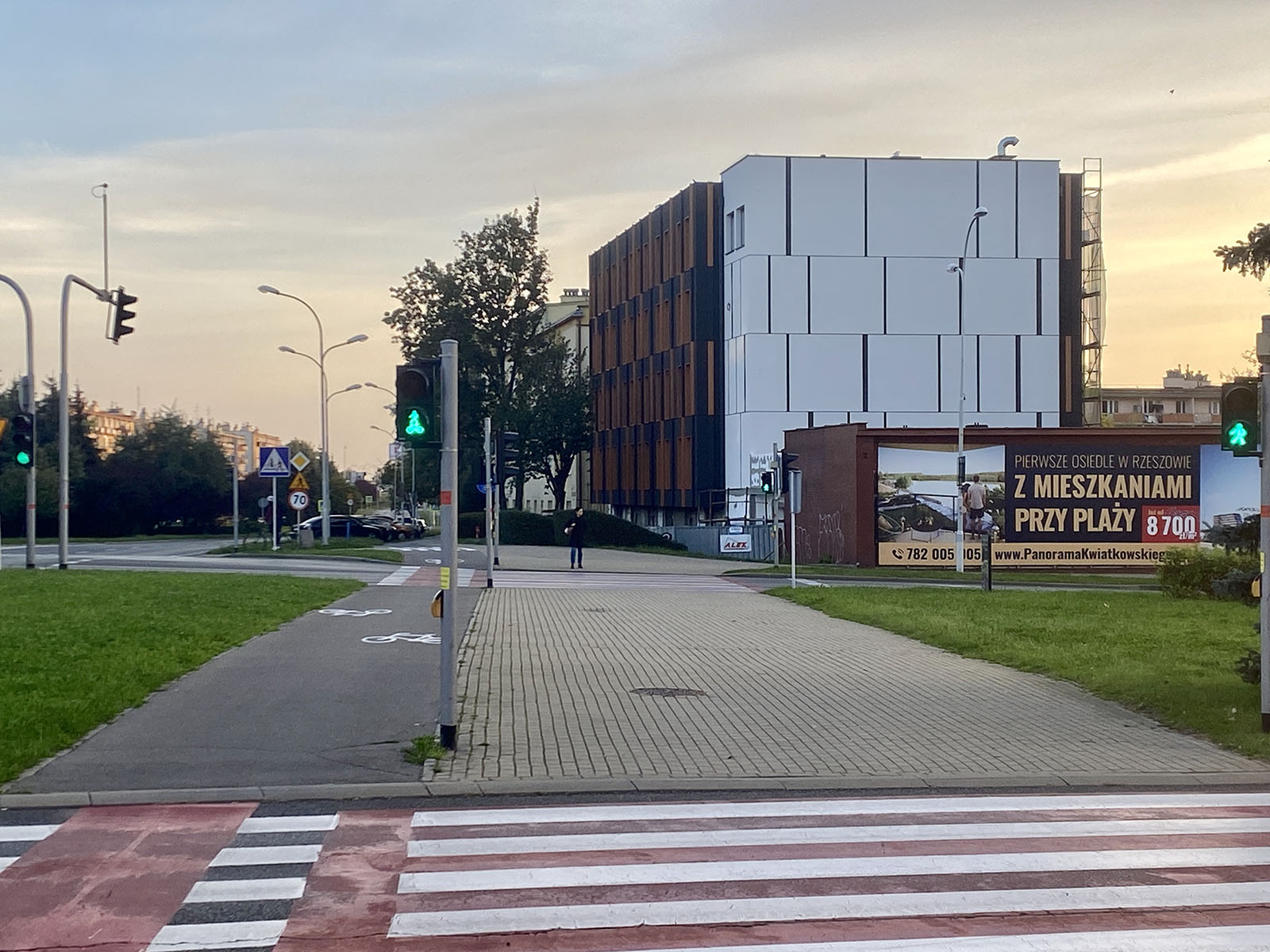 Hotel Robotniczy Krakowska x Okulickiego 1.jpeg