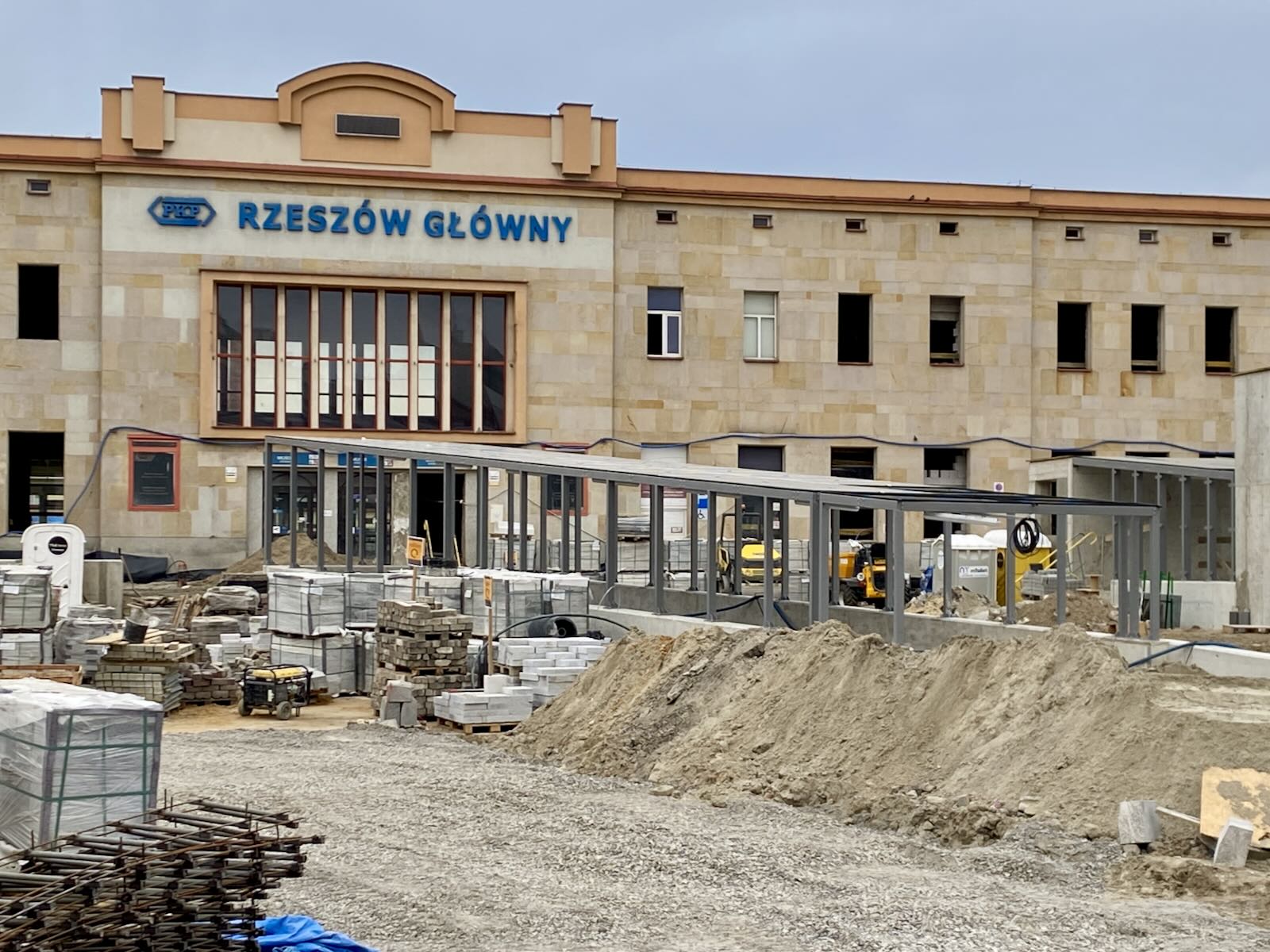 Rzeszowskie Centrum Komunikacyjne XDDD 1.jpeg