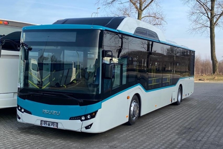 Isuzu-Citiport-12-CNG-PKS-Rzeszów-3.jpg