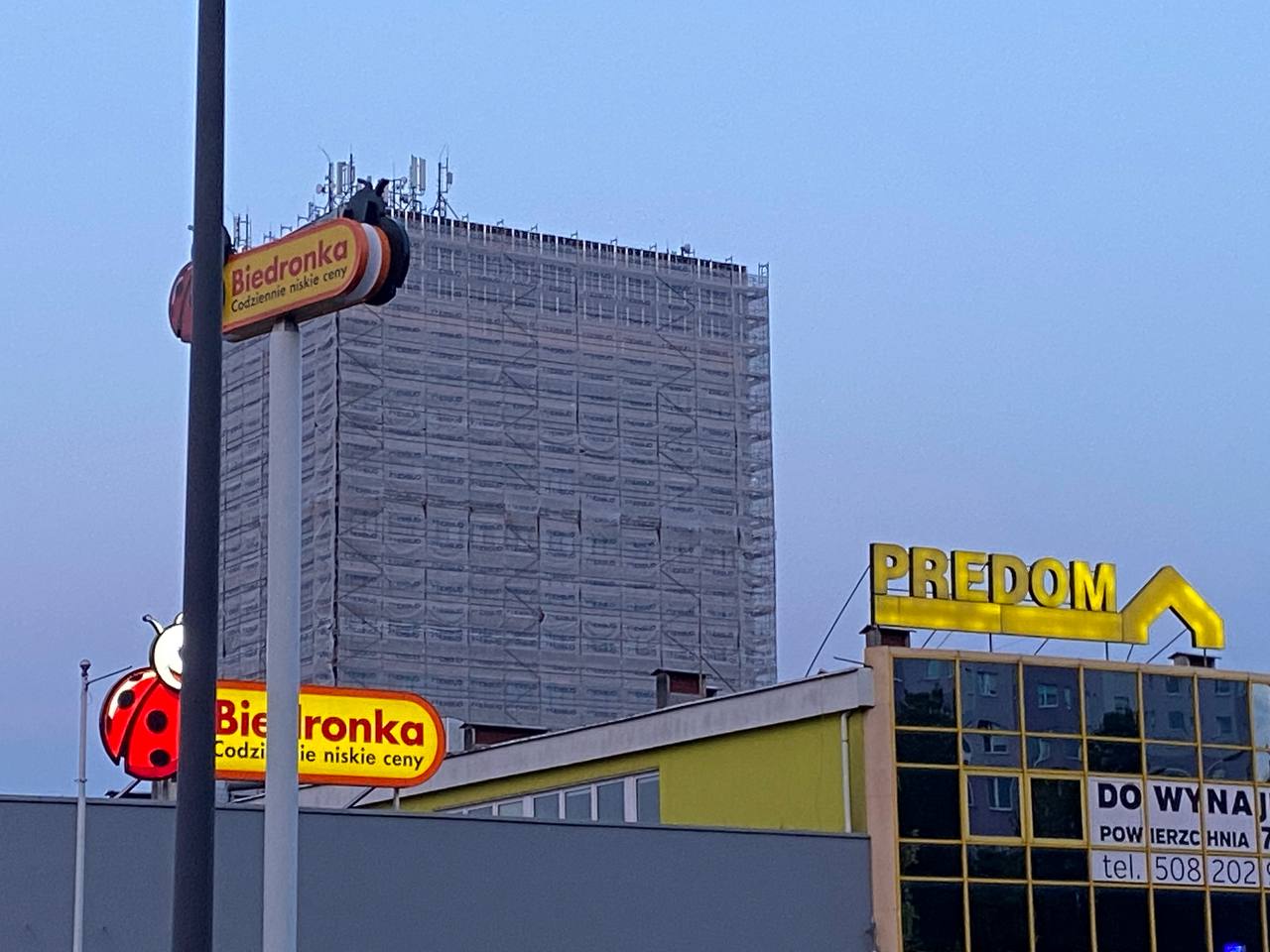 Geodetów - nowa elewacja.jpg